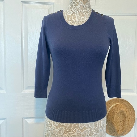 Banana Republic Comet blue 3/4 sleeve top cotton blend gold buttons accent Small - Picture 1 of 11